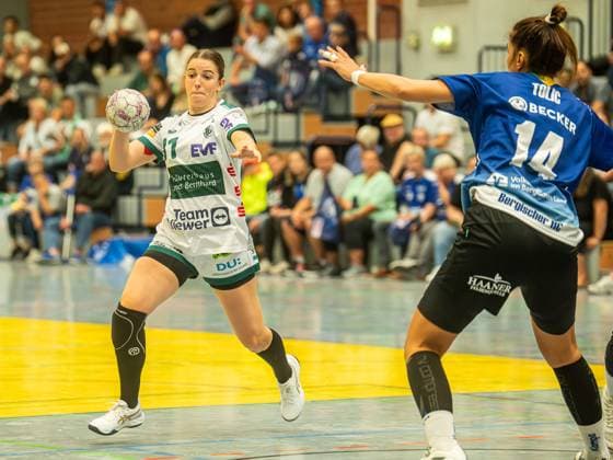 Lea Neubrander Frisch Auf Women, 81 on the ball, Bergischer HC vs Frisch Auf Goeppingen, Handball, DHB Cup, Season 2025 2026, 22 08 2025 Bergischer HC vs Frisch Auf Goeppingen, Handball, DHB Cup, Season 2025 2026, 22 08 2025 Solingen Copyright: xMichaelxSchmidt Eibner-Pressefotx EP_MST