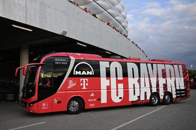 FC Bayern Munich team bus involved in accident - Archive pictures