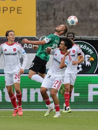 22 08 2025 Soccer Season 2025 2026 2 Soccer Bundesliga 03 Matchday SC Preußen Münster SCP 1 FC Nuremberg FCN Club Sportfoto Zink DaMa xdaxmax DFL regulations prohibit any use of photographs as image sequences and or quasi video only for editorial use Jorrit Hendrix 20, Preußen Münster Ayoub Chaikhoun 17, 1 FC Nuremberg FCN