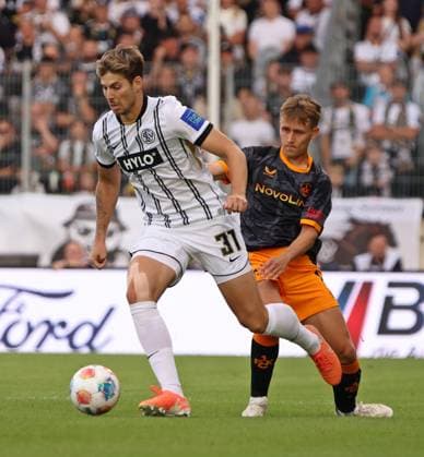 22 08 2025, Football, Men, 2 Bundesliga, Season 2025 2026, SV 07 Elversberg 1 FC Kaiserslautern, Maximilian Rohr SV 07 Elversberg Naatan Skyttä 1 FC Kaiserslautern Elversberg Ursapharm Arena an der Kaiserlinde Saarland Germany EN Copyright: xFabianxKleerx