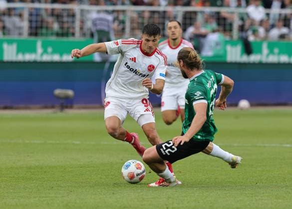 22 08 2025 Soccer Season 2025 2026 2 Soccer Bundesliga 03 Matchday SC Preußen Münster SCP 1 FC Nürnberg FCN Club Sportfoto Zink DaMa xdaxmax DFL regulations prohibit any use of photographs as image sequences and or quasi video only for editorial use Semir Telalovic 9, 1 FC Nürnberg FCN Jannis Heuer 22, Preußen Münster