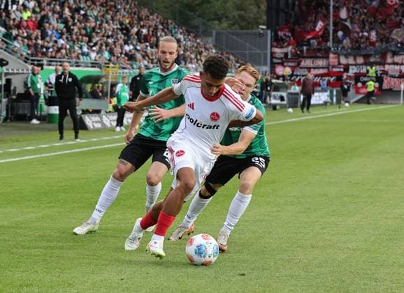 22 08 2025 Soccer Season 2025 2026 2 Soccer Bundesliga 03 Matchday SC Preußen Münster SCP 1 FC Nürnberg FCN Club Sportfoto Zink DaMa xdaxmax DFL regulations prohibit any use of photographs as image sequences and or quasi video only for editorial use Jorrit Hendrix 20, Preußen Münster Henri Koudossou 8, 1 FC Nürnberg FCN Luca Bolay 25, Preußen Münster