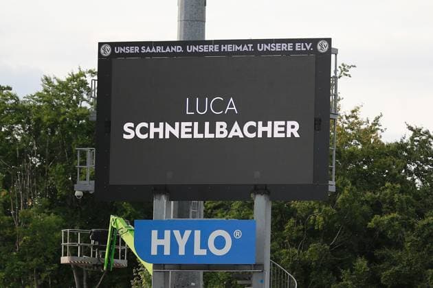 22 08 2025, xmohx, Soccer 2 Bundesliga, SV Elversberg 1 FC Kaiserslautern v l Name on the scoreboard after the goal to 1 0 Luca Schnellbacher SV Elversberg DFL DFB REGULATIONS PROHIBIT ANY USE OF PHOTOGRAPHS as IMAGE SEQUENCES and or QUASI VIDEO Elversberg