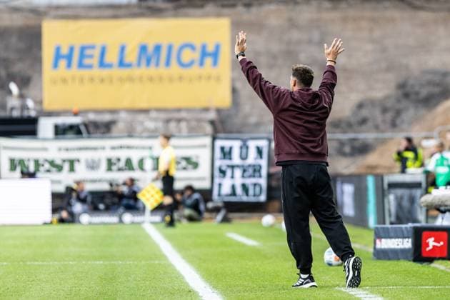 2 Fußball Bundesliga SC Preußen Münster 1 FC Nürnberg 22 08 2025 Miroslav Klose 1 FC Nürnberg, Head Coach 2 Fußball Bundesliga SC Preußen Münster 1 FC Nürnberg LVM Preußenstadion, Münster 22 08 2025 DFL regulations prohibit any use of photographs as image sequences and or quasi video Copyright: xBEAUTIFULxSPORTS Buriakovx