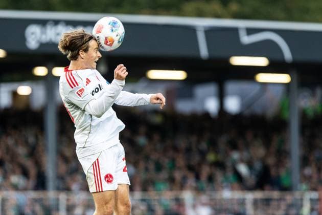 2 Fußball Bundesliga SC Preußen Münster 1 FC Nürnberg 22 08 2025 Caspar Jander 1 FC Nürnberg, 20 2 Fußball Bundesliga SC Preußen Münster 1 FC Nürnberg LVM Preußenstadion, Münster 22 08 2025 DFL regulations prohibit any use of photographs as image sequences and or quasi video Copyright: xBEAUTIFULxSPORTS Buriakovx