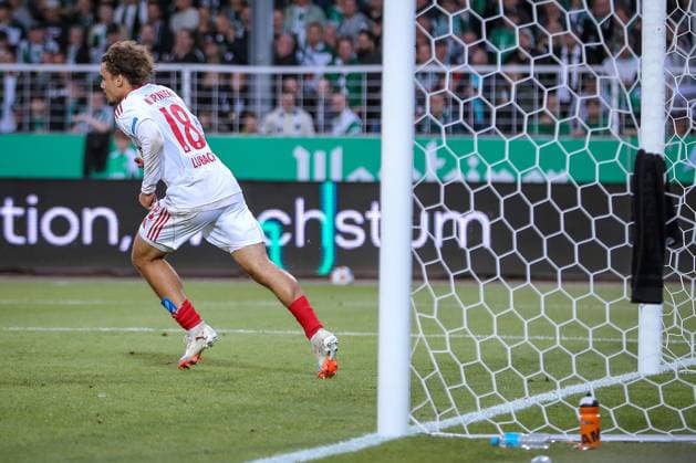 22 08 2025, Football, Preußen Münster 1 FC Nürnberg, 2 Fußball Bundesliga, Preußenstadion, Saison 2025 2026 Torjubel nach dem Tor zum 1 2 durch Torschütze Rafael Lubach 1FC Nuernberg 18 DFB regulations prohibit any use of photographs as image sequences and or quasi video Nordrhein Westfalen Germany
