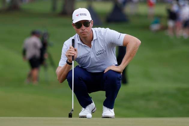 ATLANTA, GA - AUGUST 22: Ben Griffin of the United States squats to read a putt on the No. 3 green during the second round of the PGA, Golf Herren Tour Championship, August 22, 2025 at East Lake Golf Club in Atlanta, Georgia. (Photo by Matthew Maxey Icon Sportswire) GOLF: AUG 22 PGA FedEx Cup Playoffs - Tour Championship EDITORIAL USE ONLY Icon250822016