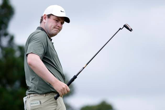 ATLANTA, GA - AUGUST 22: Robert MacIntyre of Scotland watches his putt on No. 3 during the second round of the PGA, Golf Herren Tour Championship, August 22, 2025 at East Lake Golf Club in Atlanta, Georgia. (Photo by Matthew Maxey Icon Sportswire) GOLF: AUG 22 PGA FedEx Cup Playoffs - Tour Championship EDITORIAL USE ONLY Icon250822023