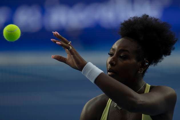 August 22, 2025, Monterrey, Nuevo Leon, Mexico: Alycia Parks (USA) in action against Diana Shnaider (RUS) during the semi-finals at the Monterrey Open WTA, Tennis Damen 500. Monterrey Mexico - ZUMAo125 20250822_zip_o125_014 Copyright: xAntonioxOjedax