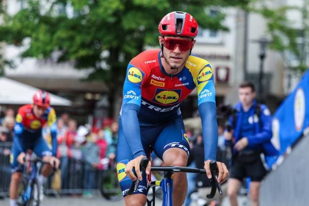 Cycling UCI ProSeries Men Elite LIDL Deutschland Tour 2025 Stage 3 Arnsberg Kassel on 23 08 2025 Jonathan Milan LIDL Trek xJRx