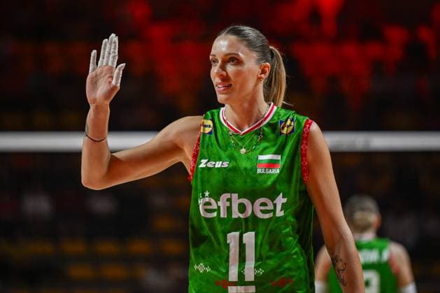 Canada v Bulgaria - FIVB Women s Volleyball World Championship, WM, Weltmeisterschaft NAKHON RATCHASIMA, THAILAND - AUGUST 23: Andrea Mitrovic (11) of Bulgaria celebrates after a position during the FIVB Women s Volleyball World Championship between Canada and Bulgaria at Korat Chatchai Sports Hall, in Nakhon Ratchasima, Thailand, on August 23, 2025. Mustafa Hatipoglu Anadolu Nakhon Ratchasima Thailand. Editorial use only. Please get in touch for any other usage.  Copyright: x2025xAnadoluxMustafaxHatipoglux