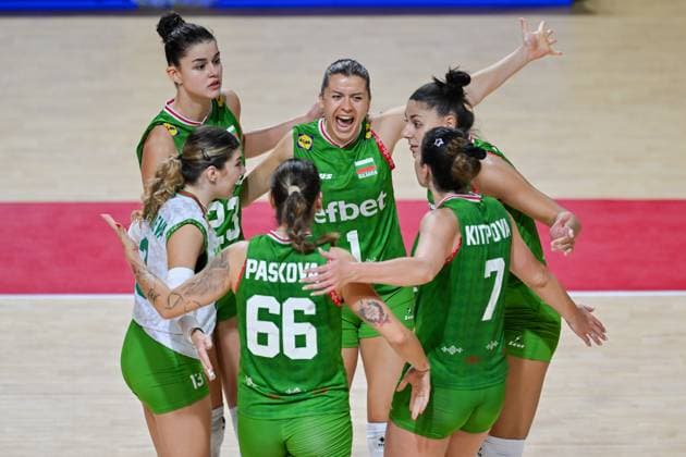 Canada v Bulgaria - FIVB Women s Volleyball World Championship, WM, Weltmeisterschaft NAKHON RATCHASIMA, THAILAND - AUGUST 23: Players of Bulgaria celebrate after a position during the FIVB Women s Volleyball World Championship between Canada and Bulgaria at Korat Chatchai Sports Hall, in Nakhon Ratchasima, Thailand, on August 23, 2025. Mustafa Hatipoglu Anadolu Nakhon Ratchasima Thailand. Editorial use only. Please get in touch for any other usage.  Copyright: x2025xAnadoluxMustafaxHatipoglux