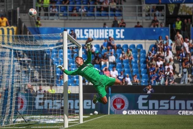 Flying interlude, Parade by Hans Christian Bernat Karlsruher SC, Goalkeeper 01 , GER, Karlsruher SC vs Eintracht Braunschweig, 2 Bundesliga, Matchday 3, 2025 2026, 23 08 2025, DFL REGULATIONS PROHIBIT ANY USE OF PHOTOGRAPHS AS IMAGE SEQUENCES AND OR QUASI VIDEO, GER, Karlsruher SC vs Eintracht Braunschweig, 2 Bundesliga, Matchday 3, 2025 2026, 23 08 2025 Karlsruhe Copyright: xEibner-Pressefoto JanxPrihodax EP_JPA