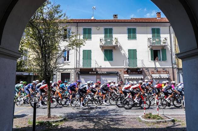 The 2025 Vuelta. First stage, Venaria Reale-Novara The 2025 Vuelta. Stage one of the Tour of Spain, from Venaria Reale to Novara. Pictured is the race s passage through San Mauro, in the Turin hills. San Mauro, Italy 23 August 2025, Credit:Selene Daniele Avalon Italy, TO, San Mauro  Copyright: xSelenexDanielex xAvalonx 0831242586st