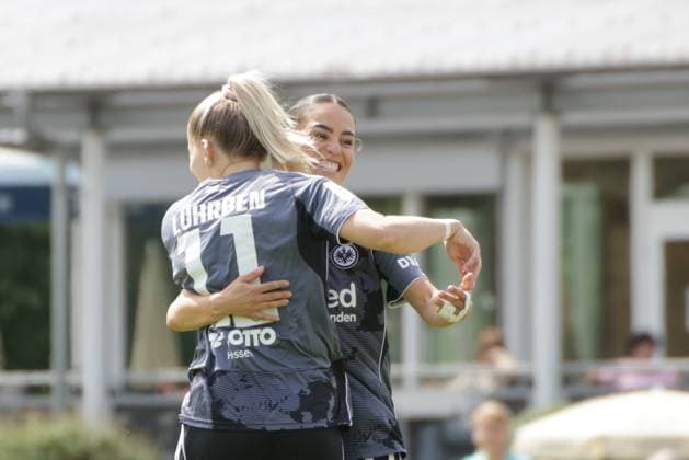 24 08 2025, xgrfx, Soccer Test Match , SC Freiburg Women Eintracht Frankfurt Women v l Goal, Nina Lührßen Eintracht Frankfurt DFL DFB REGULATIONS PROHIBIT ANY USE OF PHOTOGRAPHS as IMAGE SEQUENCES and or QUASI VIDEO Freiburg
