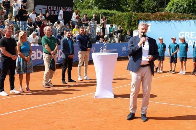 Tournament Director Hans Russwurm, Cedrik Marcel Stebe GER vs Alexander Ritschard SUI , ATP Challenger Schwaben Open, Men, Final, Singles, Tennis, 23 08 2025 Augsburg Bavaria Germany Copyright: xkolbert-press ChristianxKolbertx