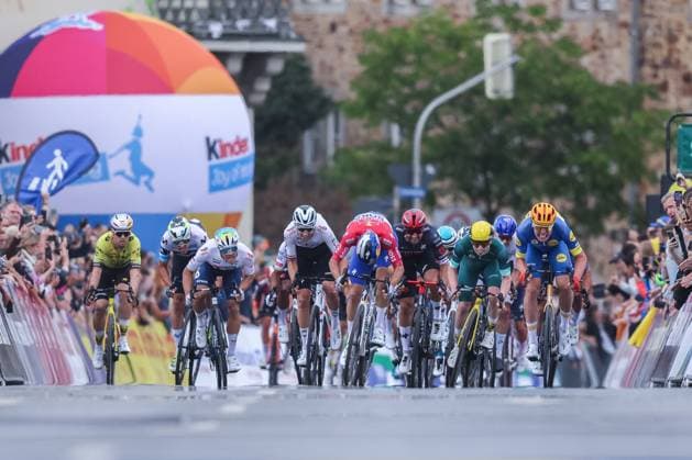 Cycling UCI ProSeries Men Elite LIDL Deutschland Tour 2025 Stage 3 Arnsberg Kassel on 23 08 2025 Finish sprint Front Danny Van Poppel RED BULL BORA HANSGROHE , Soren Waerenskjold UNO X MOBILITY , James Matthew Brennan TEAM VISMA LEASE A BIKE xJRx