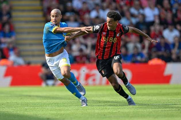 Bournemouth v Wolverhampton Wanderers Premier League Joao Gomes of Wolves is fouled by Tyler Adams of Bournemouth during the Premier League match at the Vitality Stadium, Bournemouth UK Newspapers OUT Copyright: xJeremyxLandeyx FIL-22134-0037