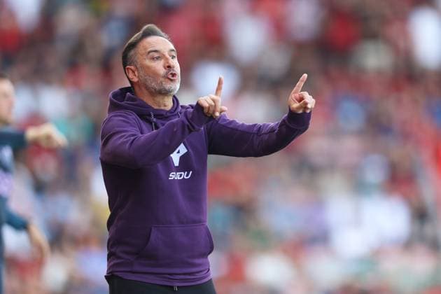 Bournemouth gegen Wolverhampton Wanderers 23. August 2025 Boscombe Premier League Fußball Bournemouth gegen Wolverhampton Wanderers Wanderers Manager Vitor Pereira Foto von Mark Leech Boscombe UK  Copyright: xMarkxLeechxOffside