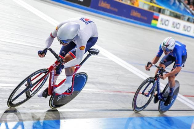 2025 UCI Junior Track World Championships Picture by Alex Whitehead SWpix.com - 23 08 2025 - Cycling - 2025 UCI Junior Track World Championships - Omnisport, Apeldoorn, Netherlands - Men Omnium Elimination Race - Henry Hobbs (Great Britain) Copyright: x xSWpix.comx(t axPhotographyxHubxLtd)xAlexxWhitehead SWpix.comx SWP-3030-0939