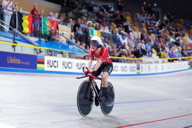 2025 UCI Junior Track World Championships Picture by Alex Whitehead SWpix.com - 23 08 2025 - Cycling - 2025 UCI Junior Track World Championships - Omnisport, Apeldoorn, Netherlands - Women Pursuit Final for Gold - Ida Fialla (Denmark) wins the Women Pursuit Final for Gold Copyright: x xSWpix.comx(t axPhotographyxHubxLtd)xAlexxWhitehead SWpix.comx SWP-3030-0996