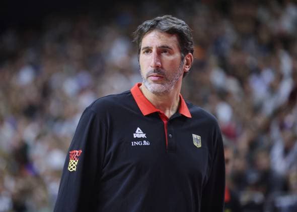 EuroBasket, Basketball EM, National coach Alex Mumbru is missing at the start, archive pictures