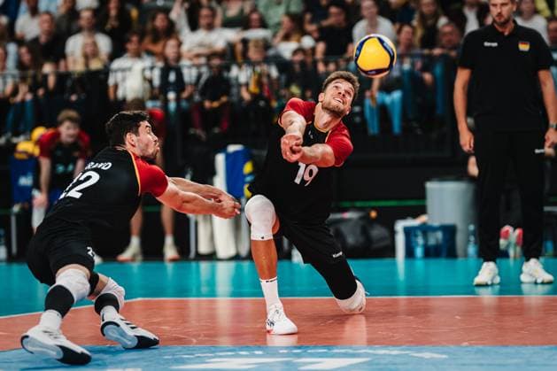 Volleyball international match Germany vs Belgium, 23 08 25 Erik Röhrs Germany, 19 takes the ball Volleyball, international match Germany vs Belgium on 23 08 2025 in the LKH Arena, Lüneburg Copyright: xBEAUTIFULxSPORTS Tonhäuserx