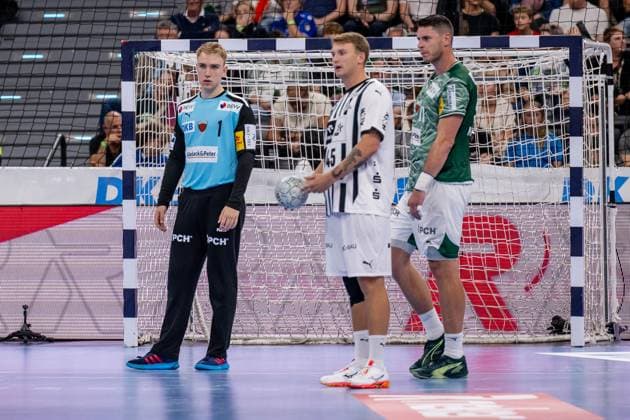 Lasse Ludwig Goalkeeper, Fuechse Berlin, 1 became the match winner in the later seven-meter shootout GER, Fuechse Berlin vs THW Kiel, Handball, HBL Supercup 2025, Final, 23 08 2025 GER, Fuechse Berlin vs THW Kiel, Handball, HBL Supercup 2025, Final, 23 08 2025 Muenchen Copyright: xEibner-Pressefoto HeikexFeinerx EP_HFR