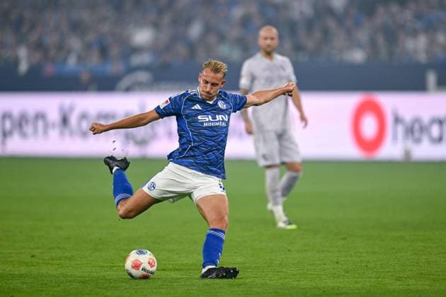23 08 2025, Football, 2 Bundesliga, Season 2025 2026, Matchday 3, FC Schalke 04 VfL Bochum, Goal chance Timo Becker FC Schalke 04 xRHR PHOTO YYx Copyright: KROEGER RHR-FOTOx RHR-FOTO YY