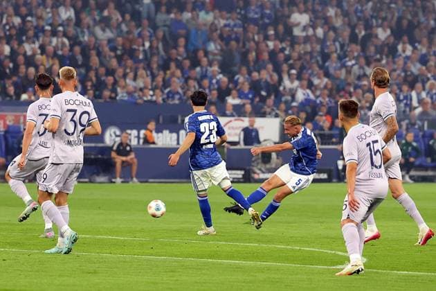23 08 2025, xrekx, Soccer 2 Bundesliga, FC Schalke 04 VfL Bochum v l Timo Becker FC Schalke 04 DFL DFB REGULATIONS PROHIBIT ANY USE OF PHOTOGRAPHS as IMAGE SEQUENCES and or QUASI VIDEO Gelsenkirchen