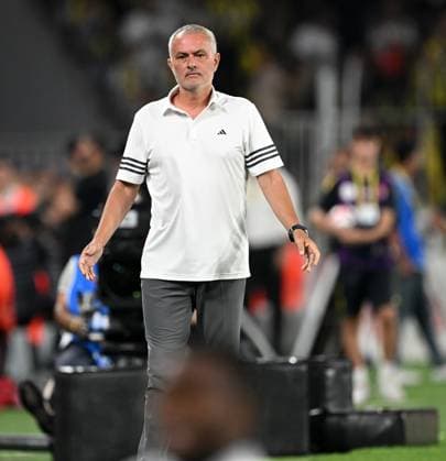 Fenerbahce v Kocaelispor - Turkish Super Lig ISTANBUL, TURKIYE - AUGUST 23: Head Coach of Fenerbahce Jose Mourinho is seen during the Turkish Super Lig week 3 football match between Fenerbahce and Kocaelispor at Chobani Stadium in Istanbul, Turkiye on August 23, 2025. Ali Atmaca Anadolu Istanbul Turkey. Editorial use only. Please get in touch for any other usage.  Copyright: x2025xAnadoluxAlixAtmacax
