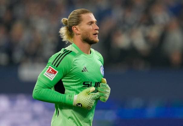 Loris Karius FC Schalke 04, 1 GER, FC Schalke 04 vs VfL Bochum 1848, 2 Bundesliga, Matchday 3, Season 2025 2026, 23 08 2025 DFL REGULATIONS PROHIBIT ANY USE OF PHOTOGRAPHS AS IMAGE SEQUENCES AND OR QUASI VIDEO GER, FC Schalke 04 vs VfL Bochum 1848, 2 Bundesliga, Matchday 3, Season 2025 2026, 23 08 2025 Gelsenkirchen Copyright: xEibner-Pressefoto ScottxColemanx EP_SCN