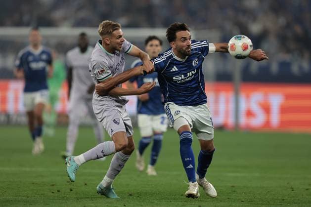 Leandro Morgalla VfL Bochum and Kenan Karaman FC Schalke 04 at the match of the 2 Bundesliga season 2025 26 FC Schalke 04 VfL Bochum 1848 Copyright Thomas Pakusch