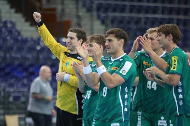 Handball test match SC DHfK Leipzig vs HC Banik Karvina, 23 08 25 Goalkeeper Domenico Ebner 1, SC DHfK Leipzig cheers with the fans Handball, DAIKIN HBL, Season 2025 2026, Test match SC DHfK Leipzig vs HC Banik Karvina on 23 08 25 in the Quarterback Immobilien Arena Leipzig Copyright: xBEAUTIFULxSPORTS JanxKaeferx