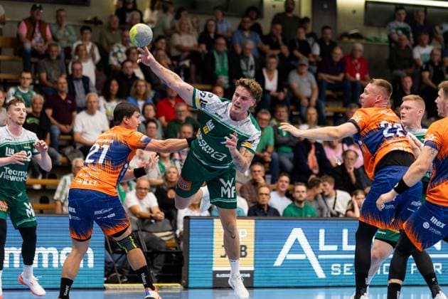 Victor KLOEVE FRISCH AUF Goeppingen, 07 scores a goal, Action, Goal throw FRISCH AUF Goeppingen FAG vs SKK Talent Pilsen, Handball, Men, Players Night, Test match, Season opener, Season 2025 2026, 23 08 2025 FRISCH AUF Goeppingen FAG vs SKK Talent Pilsen, Handball, Men, Players Night, Test match, Season opener, Season 2025 2026, 23 08 2025 Goeppingen Copyright: xEibnerxPressefoto OliverxSchmidtx EP_OST