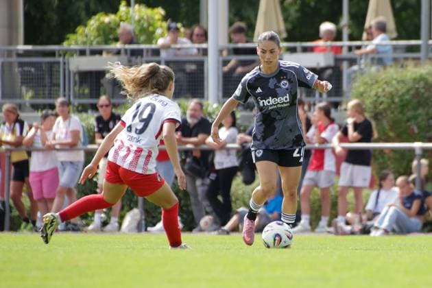 24 08 2025, xgrfx, Soccer Test Match , SC Freiburg Women Eintracht Frankfurt Women v l Nia Szenk SC Freiburg , Ereleta Memeti Eintracht Frankfurt DFL DFB REGULATIONS PROHIBIT ANY USE OF PHOTOGRAPHS as IMAGE SEQUENCES and or QUASI VIDEO Freiburg