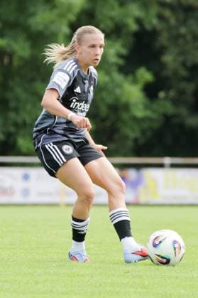 24 08 2025, xgrfx, Soccer Test Match , SC Freiburg Women Eintracht Frankfurt Women v l Elisa Senß Eintracht Frankfurt DFL DFB REGULATIONS PROHIBIT ANY USE OF PHOTOGRAPHS as IMAGE SEQUENCES and or QUASI VIDEO Freiburg