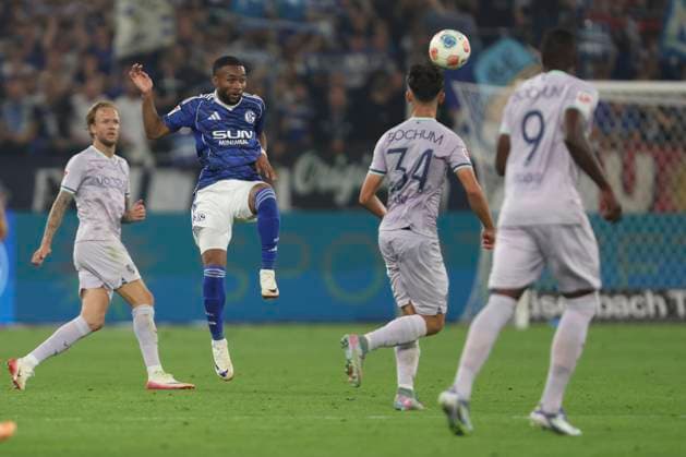 Moussa Sylla FC Schalke 04 in action, on the ball, single action during the 2 Bundesliga match between FC Schalke 04 and VfL Bochum, Veltins Arena on August 23, 2025 in Gelsenkirchen, Germany Photo by Oliver Kaelke DeFodi Images Moussa Sylla FC Schalke 04 controls the ball during the 2 Bundesliga match between FC Schalke 04 and VfL Bochum at Veltins Arena on August 23, 2025 in Gelsenkirchen, Germany Photo by Oliver Kaelke DeFodi Images DFB DFL REGULATIONS PROHIBIT ANY USE OF PHOTOGRAPHS AS IMAGE SEQUENCES AND OR QUASI VIDEO Photo by Oliver Kaelke DeFodi Images