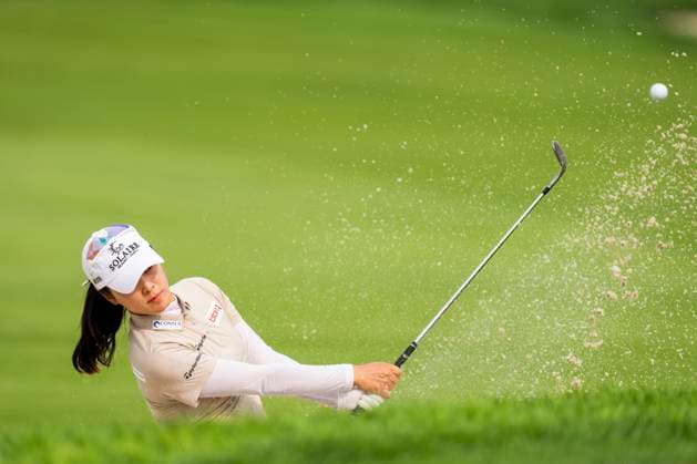 August 23, 2025, Mississauga, On, CANADA: Ina Yoon of South Korea plays out of a bunker on the 17th hole during the third round of the CPKC WomenöÄÃ s Open at the Mississauga Golf and Country Club in Mississauga, Ont., Saturday, Aug. 23, 2025. Ina Yoon  - ZUMAc35_ 20250823_zaf_c35_071 Copyright: xThomasxSkrljx