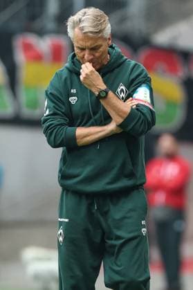 Fußball 1. Bundesliga - Eintracht Frankfurt - Werder Bremen am 23.08.2025 im Deutsche Bank Park in Frankfurt Trainer Horst Steffen (Bremen) unzufrieden, enttäuscht, enttaeuscht, niedergeschlagen *** Soccer 1 Bundesliga Eintracht Frankfurt Werder Bremen on 23 08 2025 at Deutsche Bank Park in Frankfurt Coach Horst Steffen Bremen dissatisfied, disappointed, disappointed, dejected MH