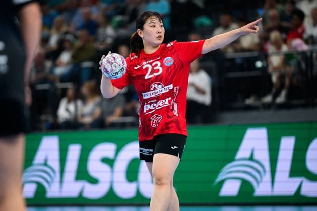 Muenchen HBF Super Cup 2025 HSG Blomberg Lippe Thueringer HC Natsuki Aizawa Thueringer HC Muenchen SAP Garden Bayern Germany