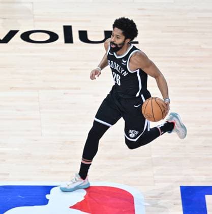 Brooklyn Nets v Cleveland Cavaliers - Paris Game 2024 PARIS, FRANCE - JANUARY 11: Spencer Dinwiddie of Brooklyn Nets in action during the Paris Game 2024 match between Brooklyn Nets and Cleveland Cavaliers at Accor Arena in Paris, France on January 11, 2023. Ile-de-France France. Editorial use only. Please get in touch for any other usage.  Copyright: x2025xAnadoluxMustafaxYalcÄ±nx