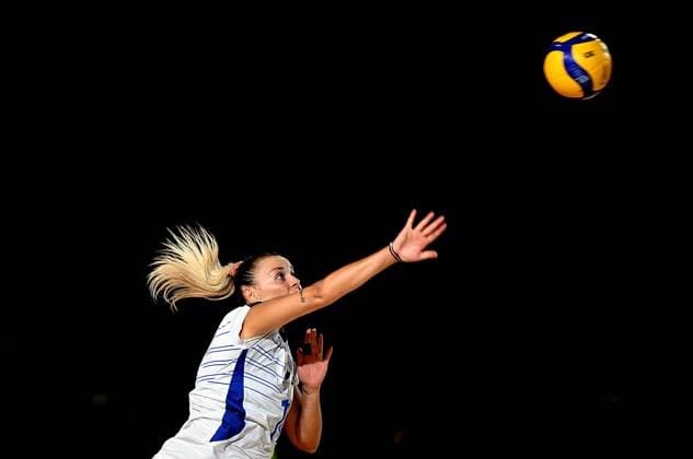 (250824) -- CHIANG MAI, Aug. 24, 2025 -- Lamprini Konstantinidou of Greece serves during the Preliminary Phase Pool C match between Puerto Rico and Greece at the Volleyball Women s World Championship, WM, Weltmeisterschaft in Chiang Mai, Thailand, Aug. 24, 2025. ) (SP)THAILAND-CHIANG MAI-VOLLEYBALL-WOMEN S WORLD CHAMPIONSHIP-PUERTO RICO VS GREECE HouxZhaokang 