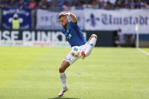 24 08 2025, xtvx, Soccer 2 Bundesliga, SV Darmstadt 98 Hertha BSC Berlin v l Fabian Nuernberger SV Darmstadt 98 Portrait DFL DFB REGULATIONS PROHIBIT ANY USE OF PHOTOGRAPHS as IMAGE SEQUENCES and or QUASI VIDEO Darmstadt