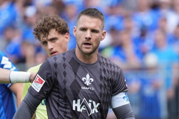Goalkeeper Marcel Schuhen SV Darmstadt 98, 01 24 08 2025 2 Bundesliga, Season 25 26 SV Darmstadt 98 vs Hertha BSC Berlin, Stadion am Boellenfalltor, Matchday 3, emonline, emspor,