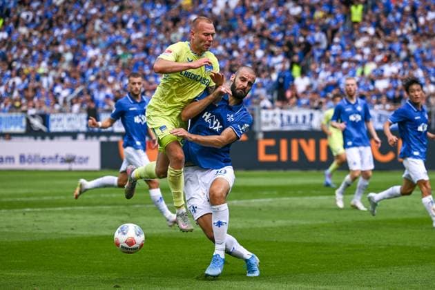 Jon Dagur Thorsteinsson Hertha BSC, 24 in duel with Aleksandar Vukotic SV Darmstadt 1898, 20 , GER, SV Darmstadt 98 vs Hertha BSC, Football, 2 Bundesliga, Matchday 3, Saison 2025 2026, 24 08 2025 DFL regulations prohibit any use of photographs as image sequences and or quasi video GER, SV Darmstadt 98 vs Hertha BSC, Football, 2 Bundesliga, Matchday 3, Saison 2025 2026, 24 08 2025 Darmstadt Copyright: xEibner-Pressefoto FlorianxWiegandx EP_FWD