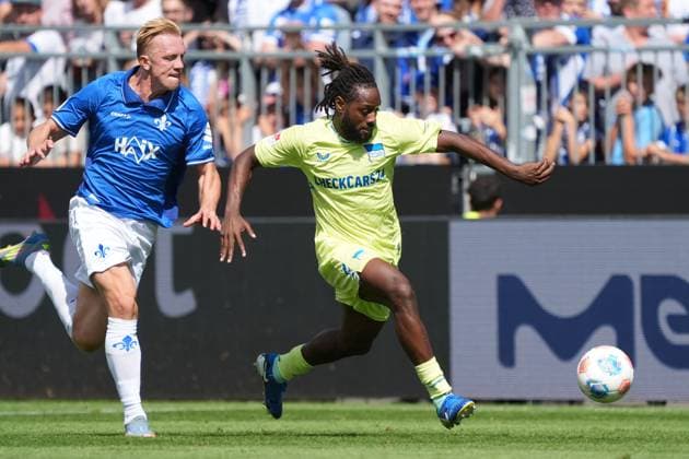 Deyovaisio Zeefuik Hertha BSC Berlin, 42 24 08 2025 2 Bundesliga, Season 25 26 SV Darmstadt 98 vs Hertha BSC Berlin, Stadion am Boellenfalltor, Matchday 3, emonline, emspor,