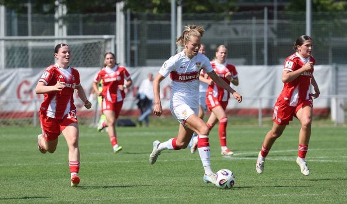 Stuttgart , Soccer 2 Bundesliga , VfB Stuttgart Women vs FC Bayern Munich Women II , Maximiliane Rall VfB