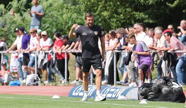 Stuttgart , Soccer 2 Bundesliga , VfB Stuttgart Women vs FC Bayern Munich Women II , Coach Heiko Gerber VfB