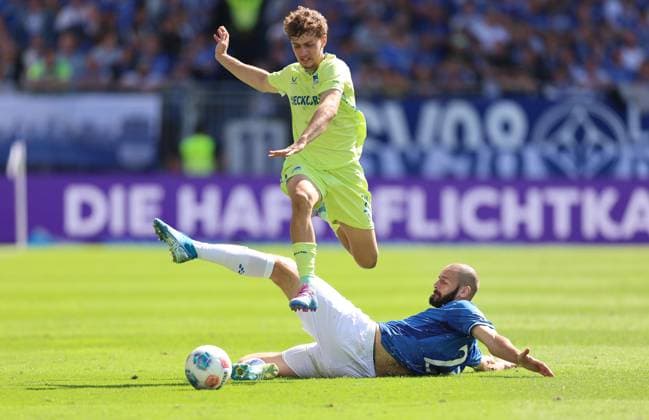 24 08 2025, xdcx, Soccer 2 Bundesliga, SV Darmstadt 98 Hertha BSC Berlin, emonline, emspor, despor, v l , Maurice Krattenmacher Hertha BSC Berlin , Aleksandar Vukotic SV Darmstadt 98 DFL DFB REGULATIONS PROHIBIT ANY USE OF PHOTOGRAPHS AS IMAGE SEQUENCES AND OR QUASI VIDEO Copyright: HMBxMedia Claus